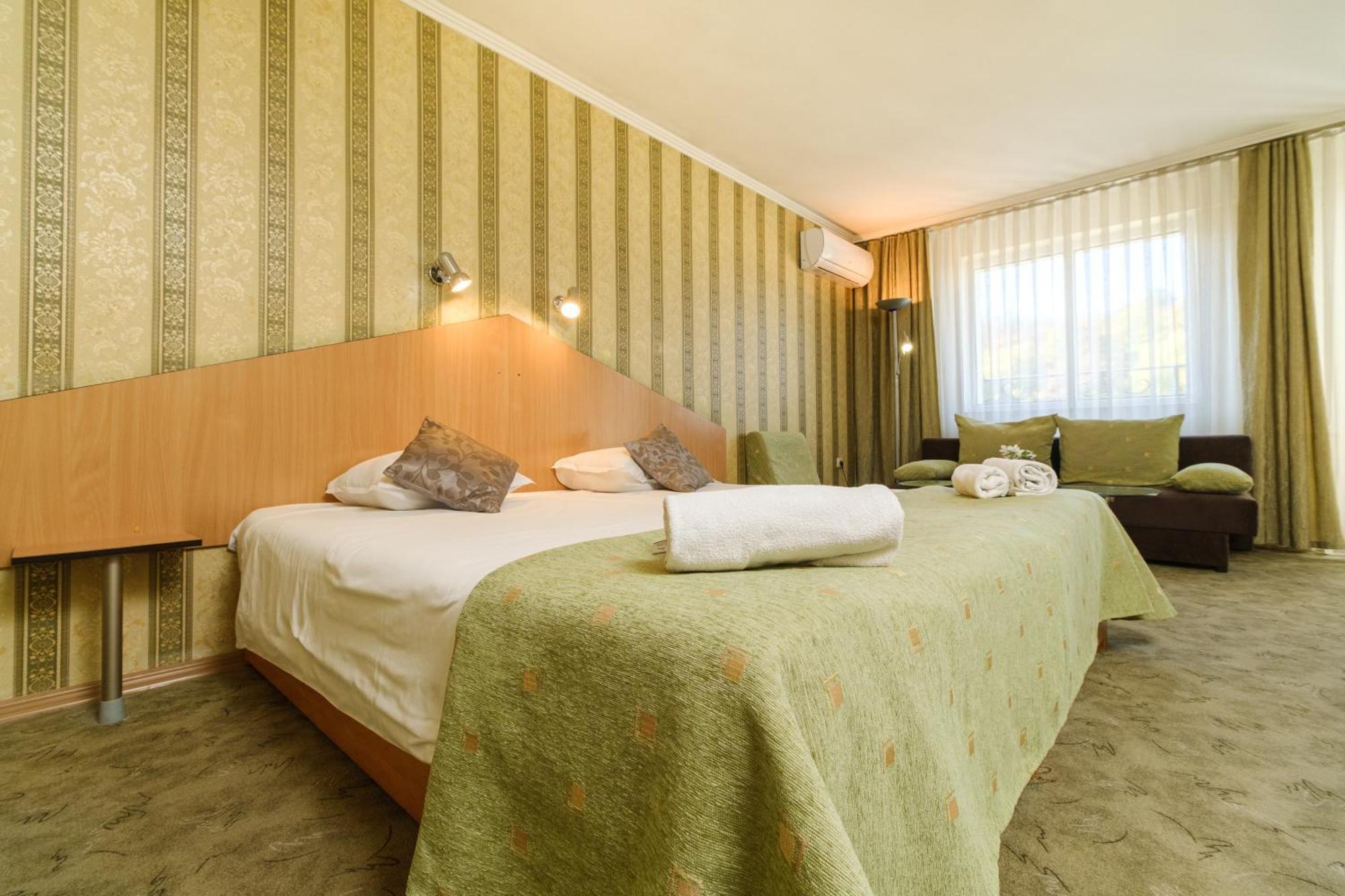 Noviz Hotel Plovdiv Exterior photo